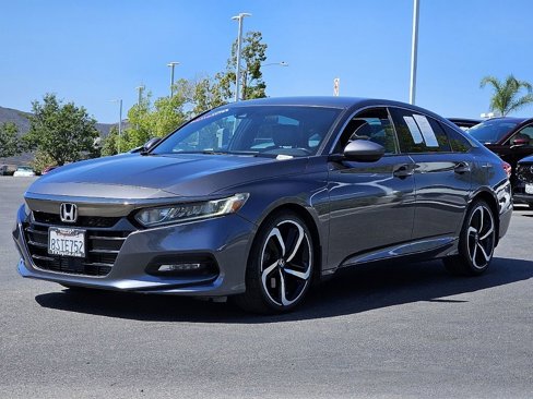 Used 2018 Honda Accord Sport image 5