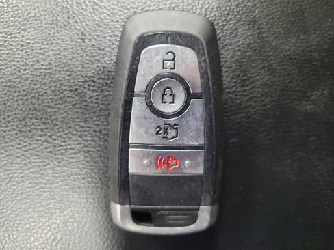 Used 2020 Ford Fusion S image 32