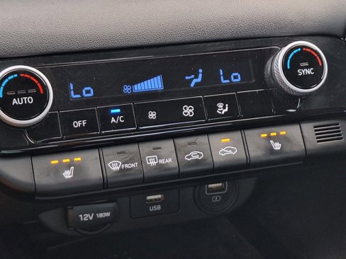 Used 2021 Hyundai Elantra SEL w/ Convenience Package image 18