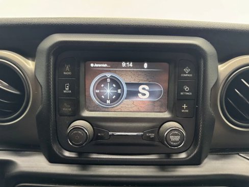 Used 2018 Jeep Wrangler Unlimited Sport S image 26
