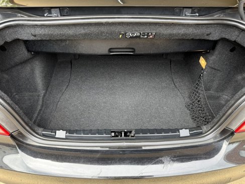 Used 2012 BMW 135i Convertible image 40