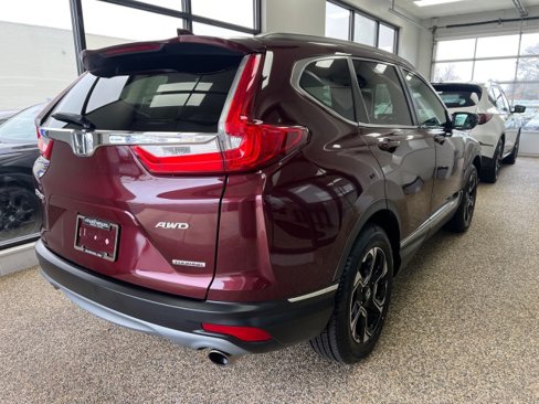 Used 2018 Honda CR-V Touring image 2