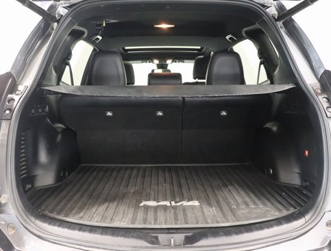 Used 2017 Toyota RAV4 SE image 27