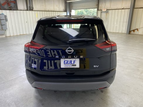 Used 2023 Nissan Rogue SV image 7