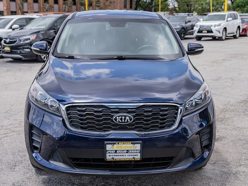 Used 2020 Kia Sorento AWD V6 image 2