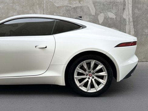 Used 2018 Jaguar F-TYPE Coupe image 6