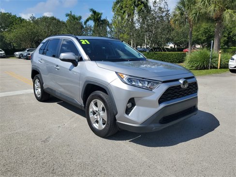Used 2021 Toyota RAV4 XLE image 31