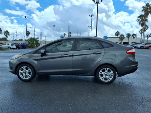 Used 2014 Ford Fiesta SE image 5