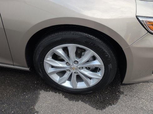 Used 2022 Chevrolet Malibu LT image 11