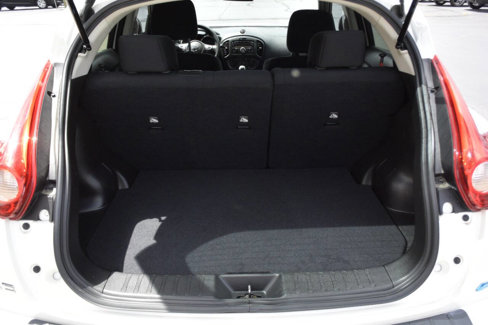 Used 2014 Nissan Juke S image 39