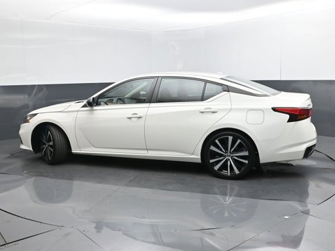 Used 2019 Nissan Altima 2.5 SR image 3
