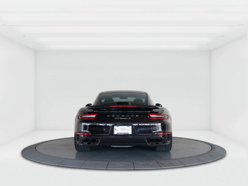 Used 2019 Porsche 911 Turbo S image 4