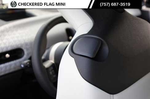 Used 2025 MINI Cooper S image 29