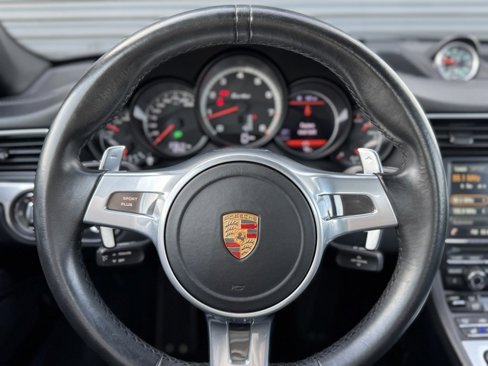 Certified 2016 Porsche 911 Turbo image 15