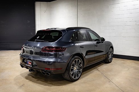 Used 2017 Porsche Macan Turbo image 11