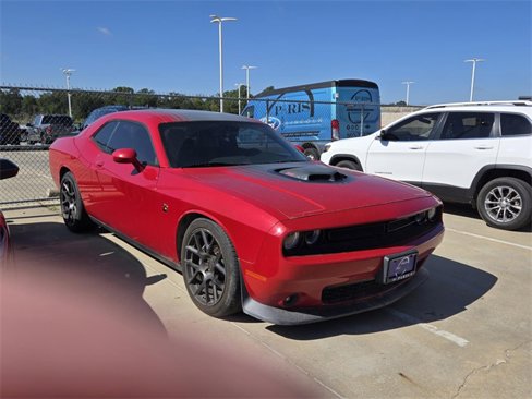 Used 2017 Dodge Challenger R/T Scat Pack image 1