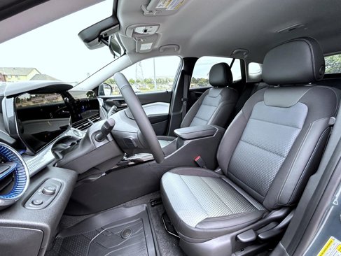 New 2026 Chevrolet Trax LT w/ Driver Confidence Package image 10