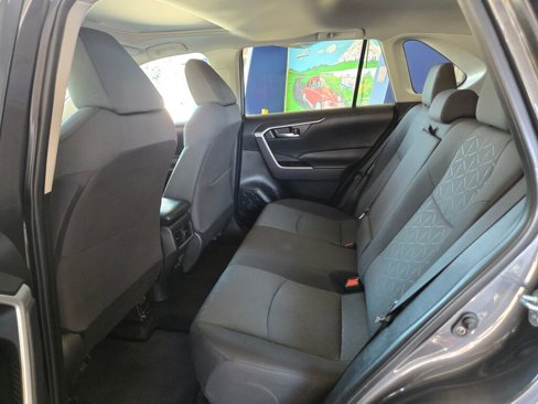 Used 2024 Toyota RAV4 XLE w/ Convenience Package image 10