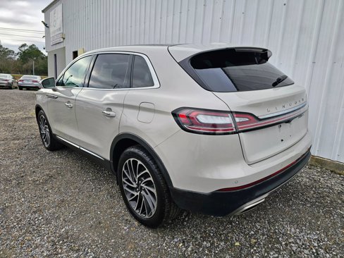 Used 2019 Lincoln Nautilus Reserve image 4