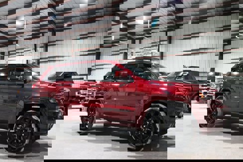 Used 2021 Jeep Grand Cherokee Laredo X image 12