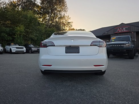 Used 2020 Tesla Model 3 Standard Range Plus image 23