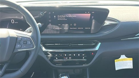 New 2025 Buick Envista Avenir image 17