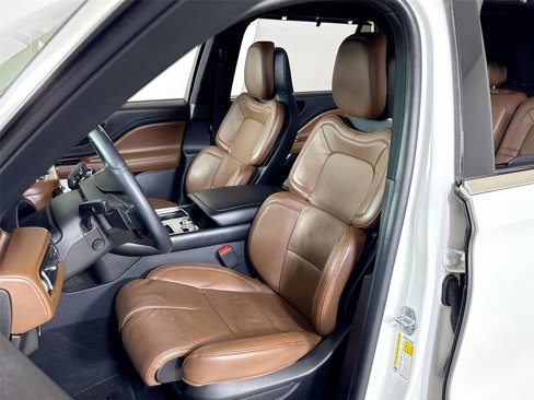 Used 2022 Lincoln Aviator Reserve w/ Equipment Group 201A image 10
