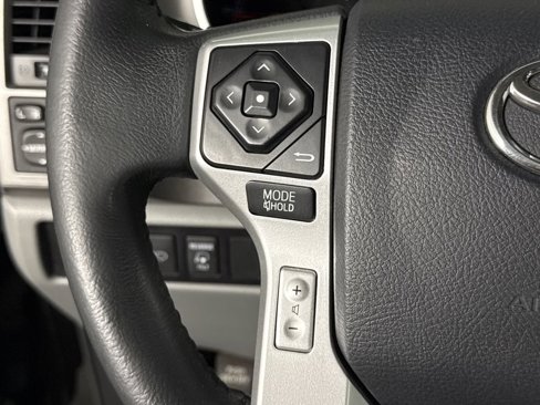 Used 2016 Toyota Sequoia Limited image 26