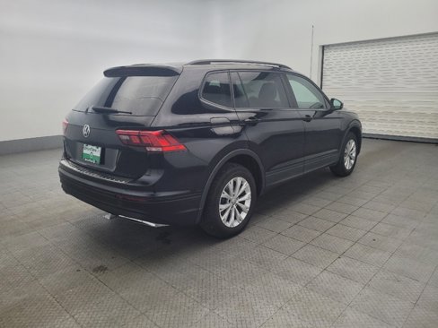 Used 2019 Volkswagen Tiguan S image 9