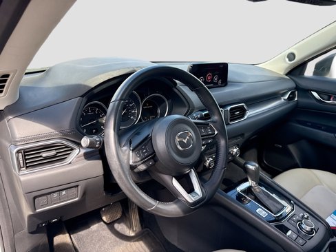 Used 2018 MAZDA CX-5 Touring w/ Preferred Equipment Package image 9