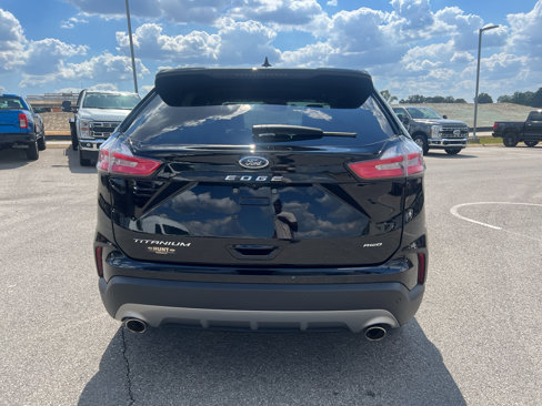 Certified 2022 Ford Edge Titanium image 6