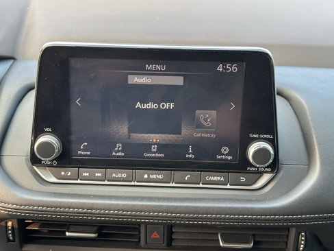 Used 2021 Nissan Rogue S image 30