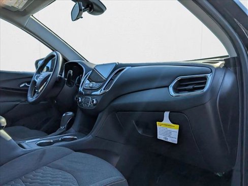 Used 2020 Chevrolet Equinox LT image 22