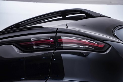 Certified 2022 Porsche Cayenne Coupe image 13