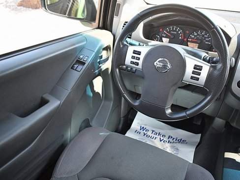 Used 2021 Nissan Frontier S image 24