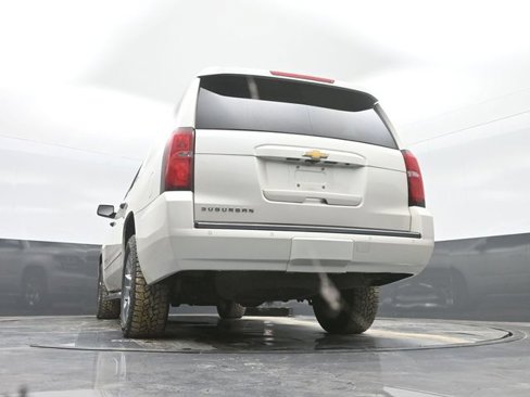 Used 2015 Chevrolet Suburban LTZ image 34