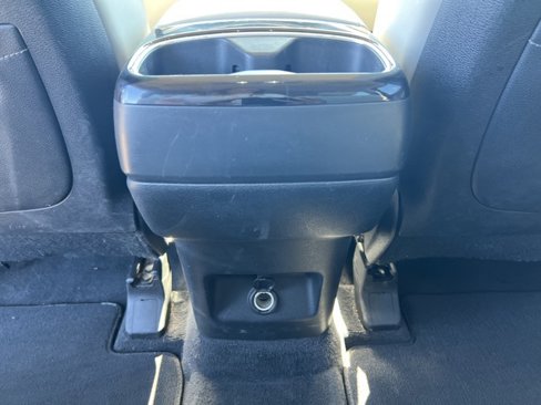 Used 2020 Kia Telluride S image 19