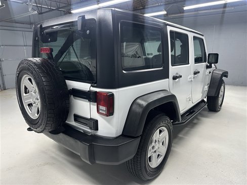 Used 2017 Jeep Wrangler Unlimited Sport image 7