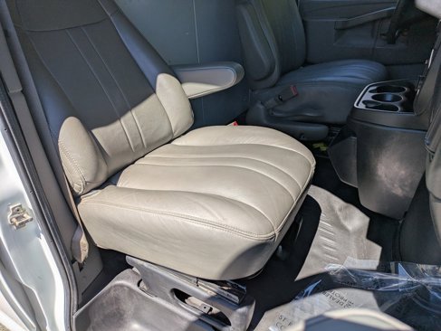 Used 2019 Chevrolet Express 2500 Extended w/ Enhanced Convenience Package image 28