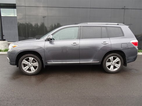 Used 2013 Toyota Highlander Limited image 3