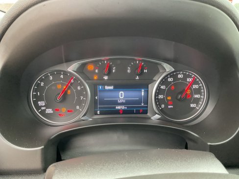 Used 2024 GMC Terrain SLE image 15
