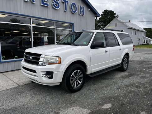 Used 2016 Ford Expedition EL XLT w/ Equipment Group 202A image 2