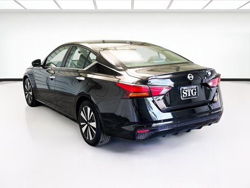 Used 2022 Nissan Altima 2.5 SV image 4