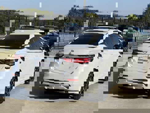 Certified 2024 Nissan Sentra SV image 4