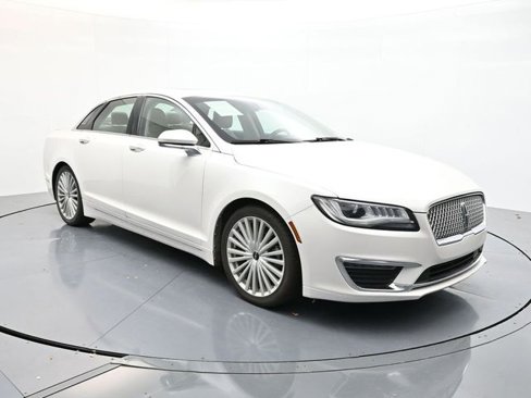 Used 2017 Lincoln MKZ Reserve w/ Climate Package image 3
