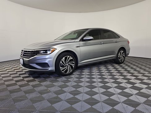 Used 2020 Volkswagen Jetta SEL image 1