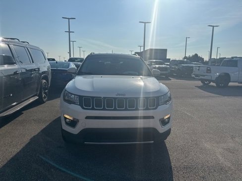 Used 2018 Jeep Compass Limited image 2