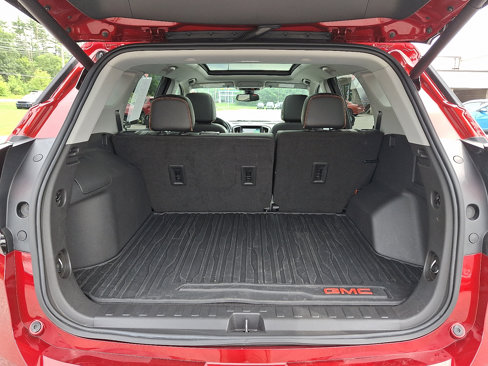 Used 2022 GMC Terrain AT4 w/ Infotainment Package II image 29