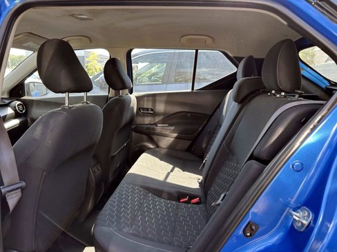 Certified 2022 Nissan Kicks SV image 10
