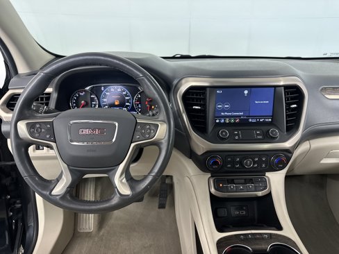 Used 2021 GMC Acadia Denali w/ Denali Ultimate Package image 3